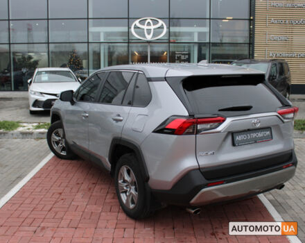 Сірий Тойота РАВ 4, об'ємом двигуна 2 л та пробігом 29 тис. км за 33990 $, фото 7 на Automoto.ua