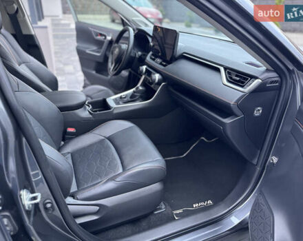 Серый Тойота РАВ 4, объемом двигателя 2.49 л и пробегом 34 тыс. км за 43900 $, фото 28 на Automoto.ua