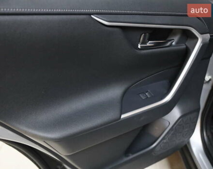 Серый Тойота РАВ 4, объемом двигателя 2.49 л и пробегом 46 тыс. км за 37500 $, фото 24 на Automoto.ua