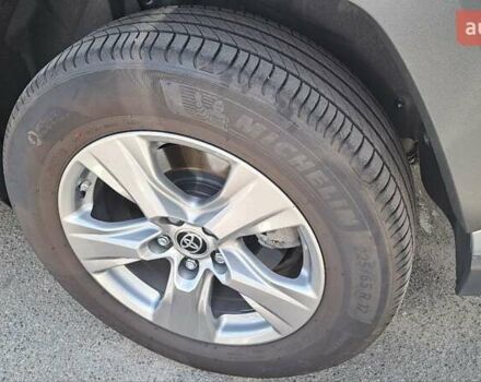 Серый Тойота РАВ 4, объемом двигателя 1.99 л и пробегом 24 тыс. км за 36300 $, фото 18 на Automoto.ua