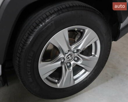 Серый Тойота РАВ 4, объемом двигателя 2.49 л и пробегом 46 тыс. км за 37500 $, фото 8 на Automoto.ua