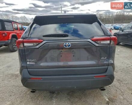 Серый Тойота РАВ 4, объемом двигателя 2.49 л и пробегом 106 тыс. км за 12400 $, фото 5 на Automoto.ua