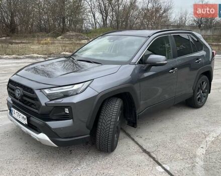 Сірий Тойота РАВ 4, об'ємом двигуна 2.49 л та пробігом 53 тис. км за 46400 $, фото 1 на Automoto.ua