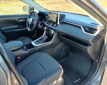 Сірий Тойота РАВ 4, об'ємом двигуна 2.5 л та пробігом 36 тис. км за 18600 $, фото 13 на Automoto.ua
