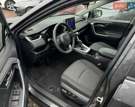 Серый Тойота РАВ 4, объемом двигателя 2.49 л и пробегом 17 тыс. км за 33900 $, фото 13 на Automoto.ua