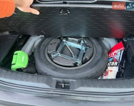 Серый Тойота РАВ 4, объемом двигателя 1.99 л и пробегом 25 тыс. км за 31500 $, фото 14 на Automoto.ua