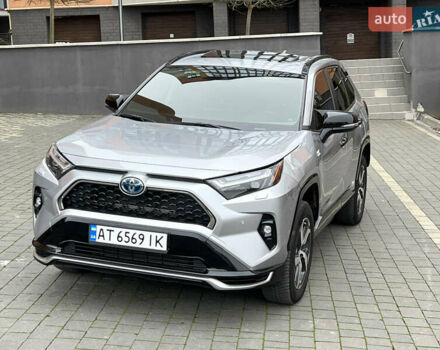 Сірий Тойота РАВ 4, об'ємом двигуна 2.49 л та пробігом 69 тис. км за 39300 $, фото 1 на Automoto.ua