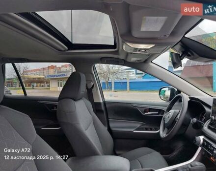 Серый Тойота РАВ 4, объемом двигателя 2.49 л и пробегом 28 тыс. км за 34400 $, фото 13 на Automoto.ua