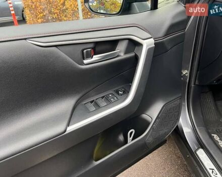 Серый Тойота РАВ 4, объемом двигателя 2.49 л и пробегом 55 тыс. км за 48990 $, фото 12 на Automoto.ua