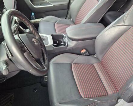 Серый Тойота РАВ 4, объемом двигателя 2.49 л и пробегом 81 тыс. км за 49500 $, фото 3 на Automoto.ua