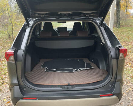 Серый Тойота РАВ 4, объемом двигателя 2.49 л и пробегом 38 тыс. км за 36799 $, фото 11 на Automoto.ua