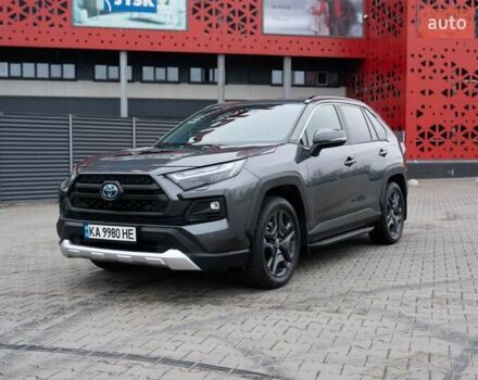 Сірий Тойота РАВ 4, об'ємом двигуна 2.49 л та пробігом 37 тис. км за 45200 $, фото 1 на Automoto.ua