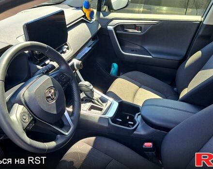 Серый Тойота РАВ 4, объемом двигателя 2 л и пробегом 27 тыс. км за 33200 $, фото 6 на Automoto.ua