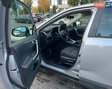 Серый Тойота РАВ 4, объемом двигателя 1.99 л и пробегом 25 тыс. км за 31500 $, фото 7 на Automoto.ua