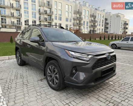 Сірий Тойота РАВ 4, об'ємом двигуна 2.49 л та пробігом 26 тис. км за 39600 $, фото 3 на Automoto.ua