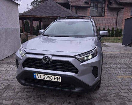 Серый Тойота РАВ 4, объемом двигателя 2.49 л и пробегом 15 тыс. км за 31500 $, фото 2 на Automoto.ua