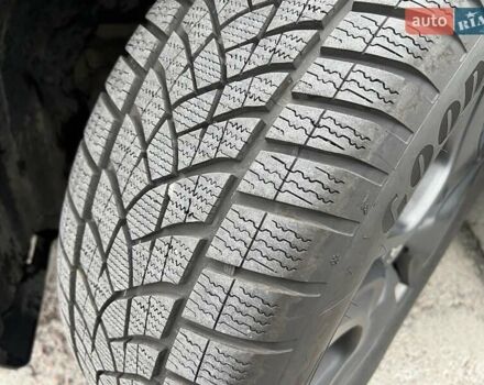 Сірий Тойота РАВ 4, об'ємом двигуна 2.49 л та пробігом 53 тис. км за 46400 $, фото 10 на Automoto.ua