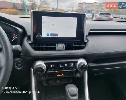 Серый Тойота РАВ 4, объемом двигателя 2.49 л и пробегом 28 тыс. км за 34400 $, фото 16 на Automoto.ua