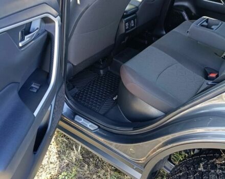 Сірий Тойота РАВ 4, об'ємом двигуна 2.5 л та пробігом 36 тис. км за 18600 $, фото 5 на Automoto.ua