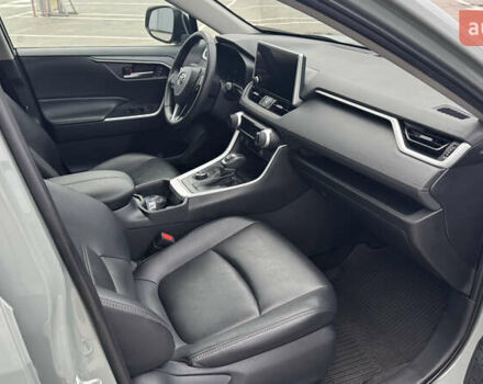 Сірий Тойота РАВ 4, об'ємом двигуна 2.49 л та пробігом 55 тис. км за 39000 $, фото 7 на Automoto.ua