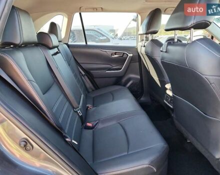 Серый Тойота РАВ 4, объемом двигателя 2.49 л и пробегом 88 тыс. км за 14000 $, фото 9 на Automoto.ua