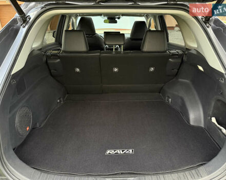 Сірий Тойота РАВ 4, об'ємом двигуна 2.49 л та пробігом 26 тис. км за 39600 $, фото 18 на Automoto.ua