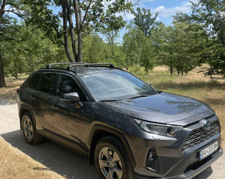 Сірий Тойота РАВ 4, об'ємом двигуна 2.49 л та пробігом 28 тис. км за 37500 $, фото 5 на Automoto.ua