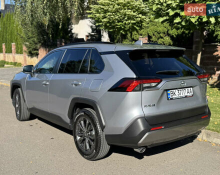 Тойота РАВ 4 2023 в Ровно на Automoto.ua Серый Тойота РАВ 4, объемом двигателя 1.99 л и пробегом 21 тыс. км за 36000 $, фото 12 на Automoto.ua