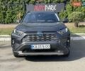 Сірий Тойота РАВ 4, об'ємом двигуна 2.49 л та пробігом 25 тис. км за 40500 $, фото 2 на Automoto.ua