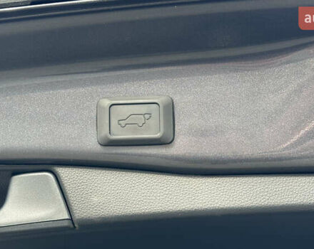 Сірий Тойота РАВ 4, об'ємом двигуна 2.5 л та пробігом 30 тис. км за 38500 $, фото 11 на Automoto.ua