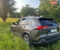 Сірий Тойота РАВ 4, об'ємом двигуна 2.49 л та пробігом 8 тис. км за 33200 $, фото 3 на Automoto.ua