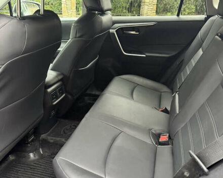 Сірий Тойота РАВ 4, об'ємом двигуна 2.49 л та пробігом 14 тис. км за 38500 $, фото 7 на Automoto.ua