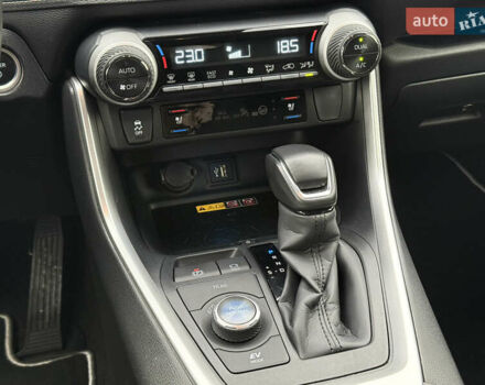 Серый Тойота РАВ 4, объемом двигателя 2.49 л и пробегом 12 тыс. км за 44900 $, фото 15 на Automoto.ua