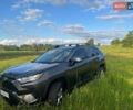 Сірий Тойота РАВ 4, об'ємом двигуна 2.49 л та пробігом 8 тис. км за 33200 $, фото 1 на Automoto.ua