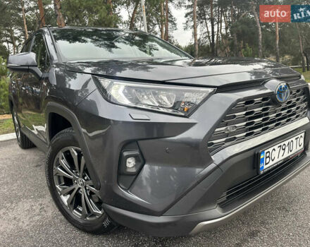Сірий Тойота РАВ 4, об'ємом двигуна 2.49 л та пробігом 34 тис. км за 41750 $, фото 2 на Automoto.ua