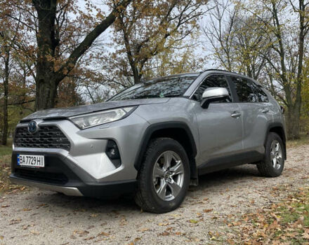 Сірий Тойота РАВ 4, об'ємом двигуна 2.49 л та пробігом 3 тис. км за 39500 $, фото 1 на Automoto.ua