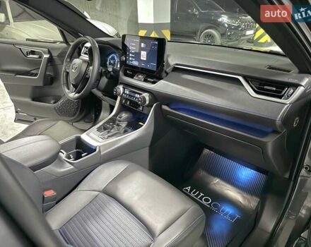 Серый Тойота РАВ 4, объемом двигателя 2.49 л и пробегом 22 тыс. км за 42500 $, фото 35 на Automoto.ua