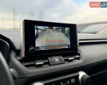 Сірий Тойота РАВ 4, об'ємом двигуна 2.49 л та пробігом 19 тис. км за 39000 $, фото 25 на Automoto.ua