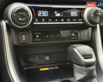 Серый Тойота РАВ 4, объемом двигателя 2.49 л и пробегом 12 тыс. км за 44900 $, фото 16 на Automoto.ua