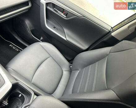 Сірий Тойота РАВ 4, об'ємом двигуна 2.49 л та пробігом 34 тис. км за 41750 $, фото 30 на Automoto.ua