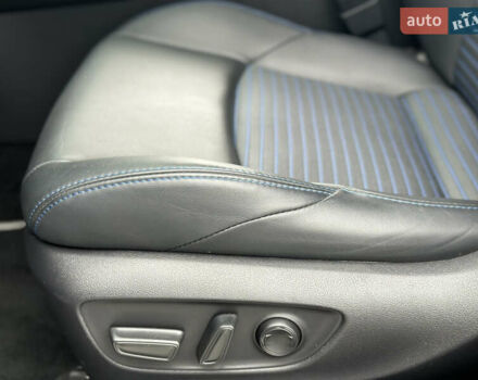 Серый Тойота РАВ 4, объемом двигателя 2.49 л и пробегом 20 тыс. км за 43500 $, фото 18 на Automoto.ua