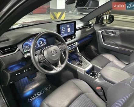 Серый Тойота РАВ 4, объемом двигателя 2.49 л и пробегом 22 тыс. км за 42500 $, фото 25 на Automoto.ua