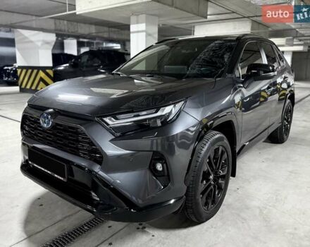 Серый Тойота РАВ 4, объемом двигателя 2.49 л и пробегом 22 тыс. км за 42500 $, фото 1 на Automoto.ua
