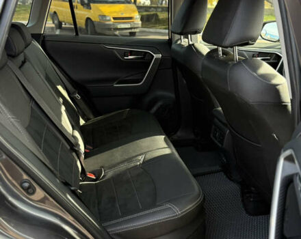 Серый Тойота РАВ 4, объемом двигателя 2.49 л и пробегом 16 тыс. км за 38300 $, фото 12 на Automoto.ua