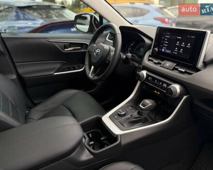 Сірий Тойота РАВ 4, об'ємом двигуна 2.49 л та пробігом 19 тис. км за 39000 $, фото 14 на Automoto.ua