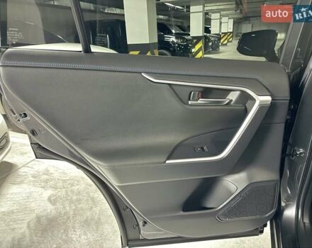 Серый Тойота РАВ 4, объемом двигателя 2.49 л и пробегом 22 тыс. км за 42500 $, фото 29 на Automoto.ua