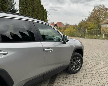 Сірий Тойота РАВ 4, об'ємом двигуна 2.49 л та пробігом 14 тис. км за 38500 $, фото 4 на Automoto.ua