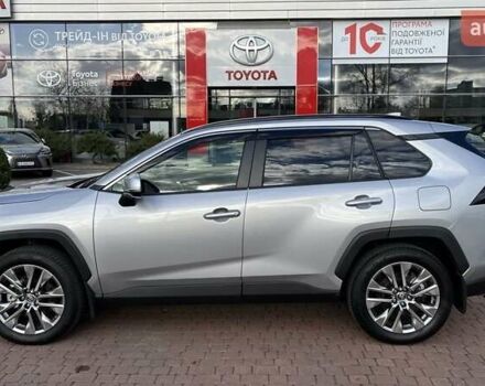 Сірий Тойота РАВ 4, об'ємом двигуна 2.49 л та пробігом 1 тис. км за 48700 $, фото 2 на Automoto.ua