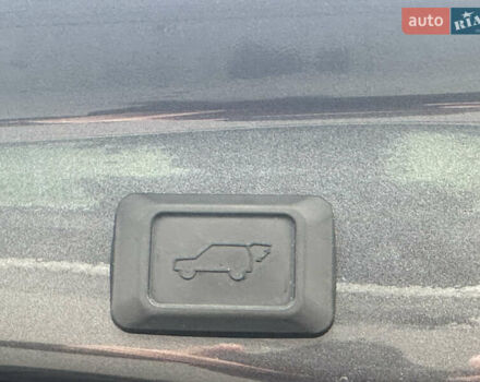 Сірий Тойота РАВ 4, об'ємом двигуна 2.49 л та пробігом 34 тис. км за 41750 $, фото 44 на Automoto.ua