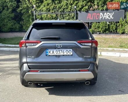 Сірий Тойота РАВ 4, об'ємом двигуна 2.49 л та пробігом 25 тис. км за 40500 $, фото 4 на Automoto.ua